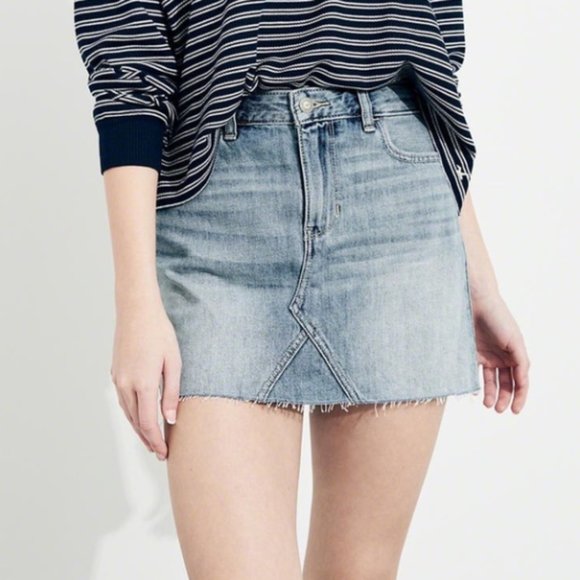 Hollister Dresses & Skirts - Hollister High Rise Denim Mini Skirt